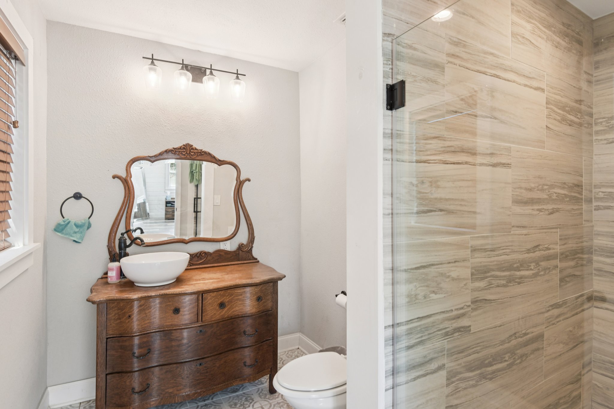 W Fribley St-S1701-018.jpg