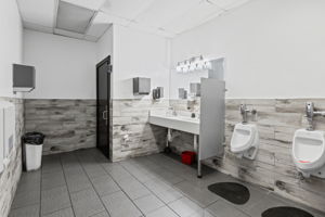  Photo 49
