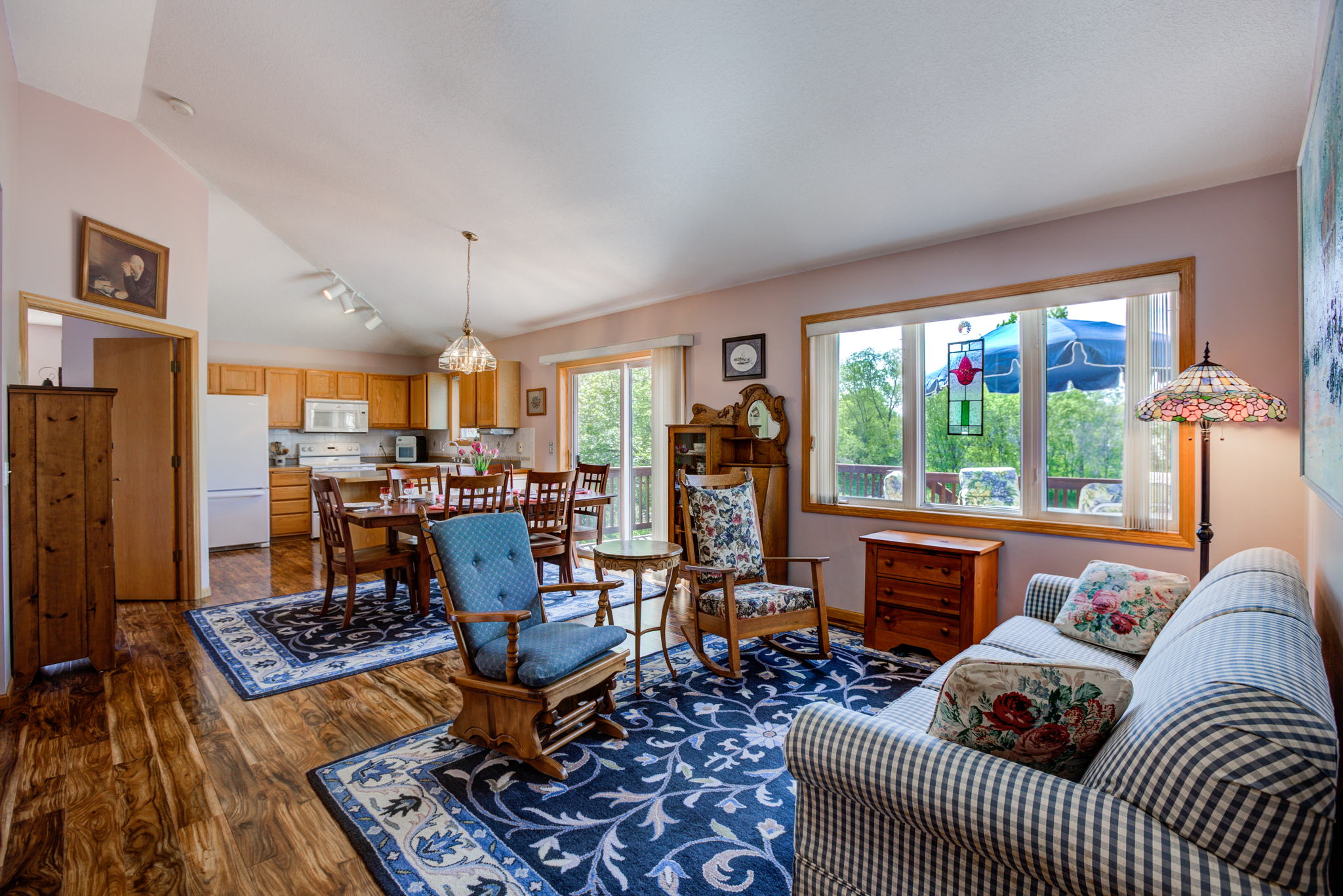 05_Living Room-1