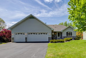 01_Exterior Front-1