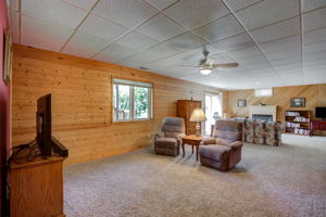 20_Family Room-1