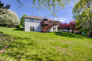 29_Exterior Back-2
