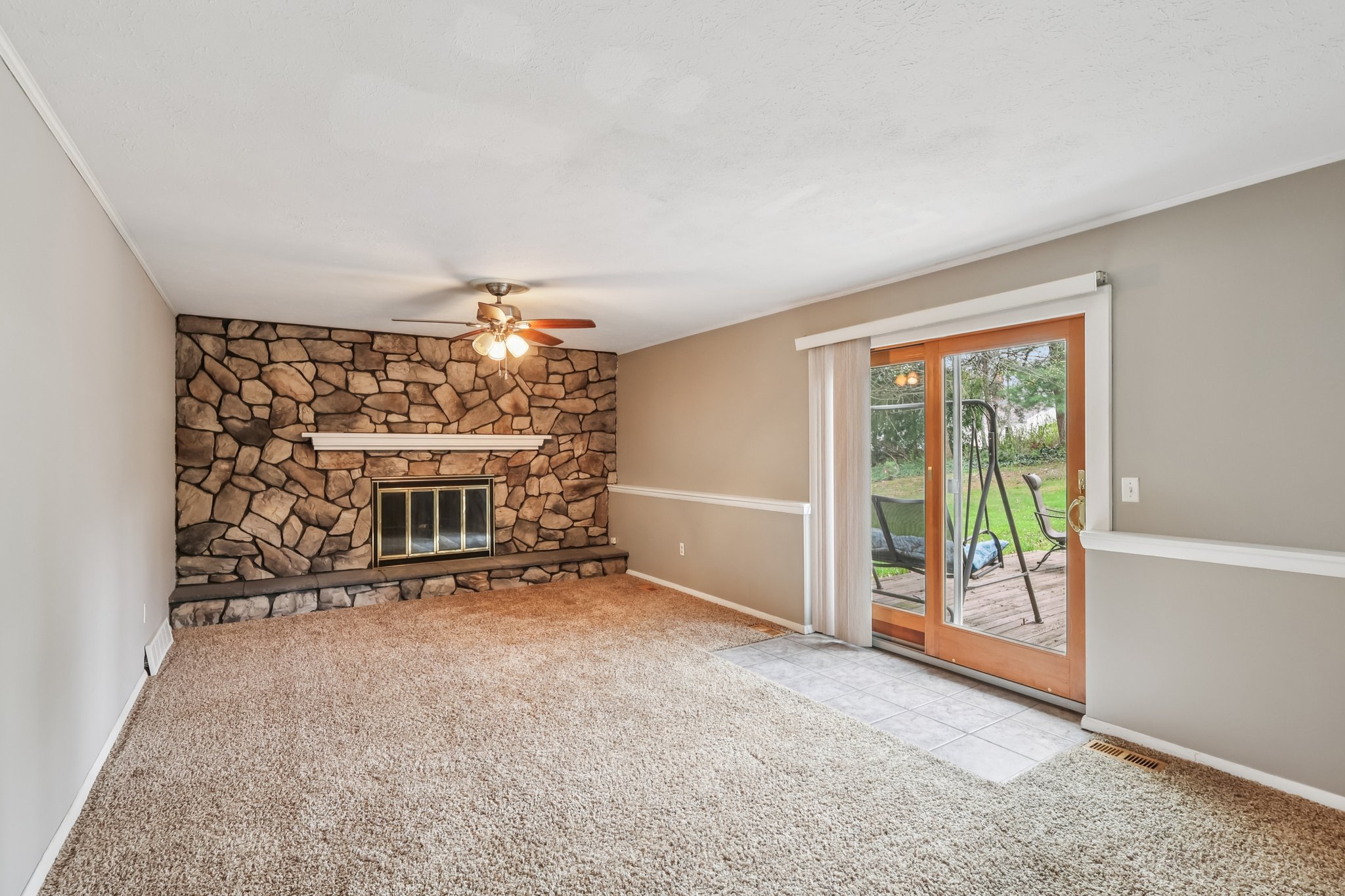 Teal Cove-S1704-012.jpg