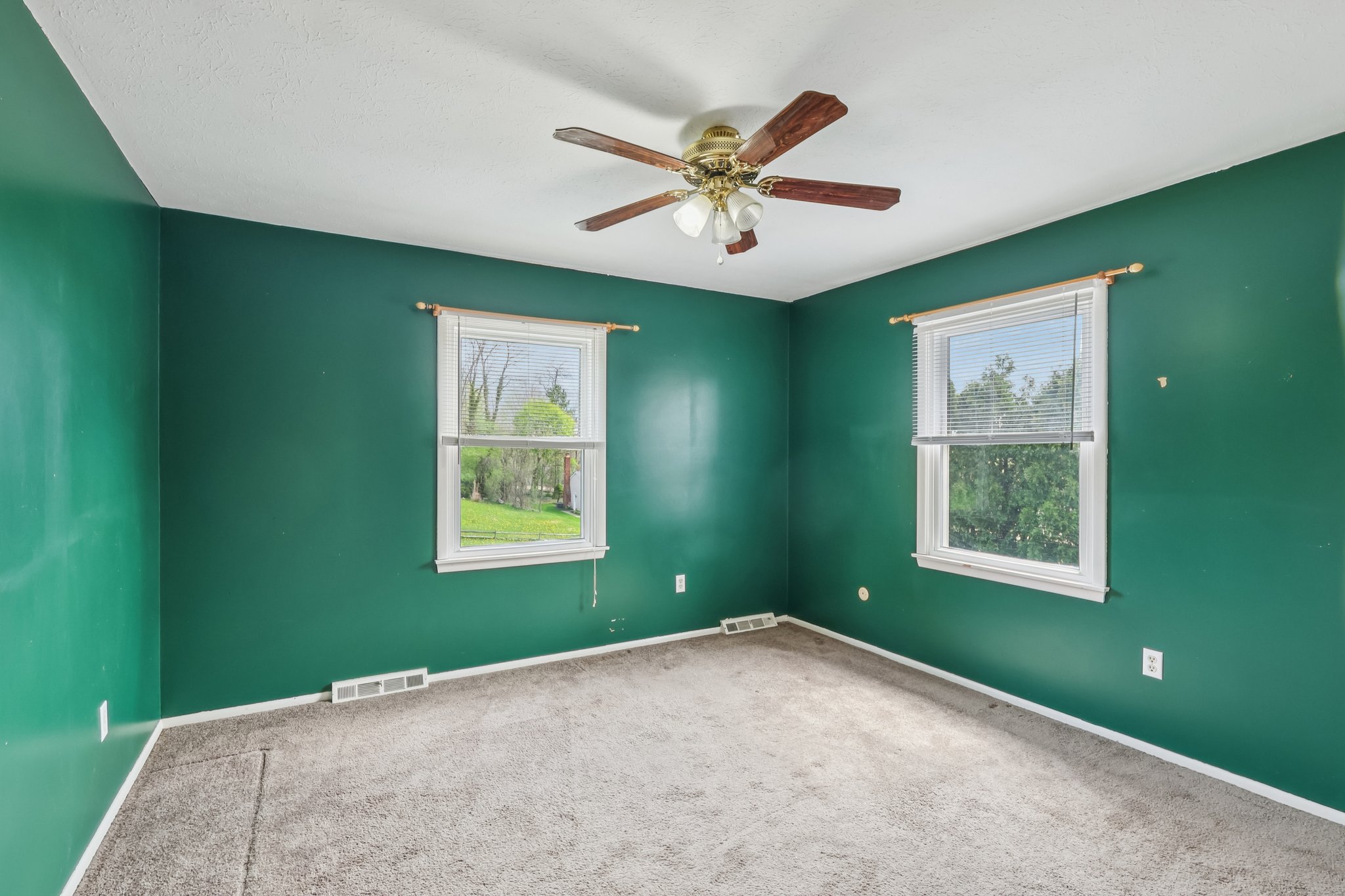 Teal Cove-S1704-034.jpg