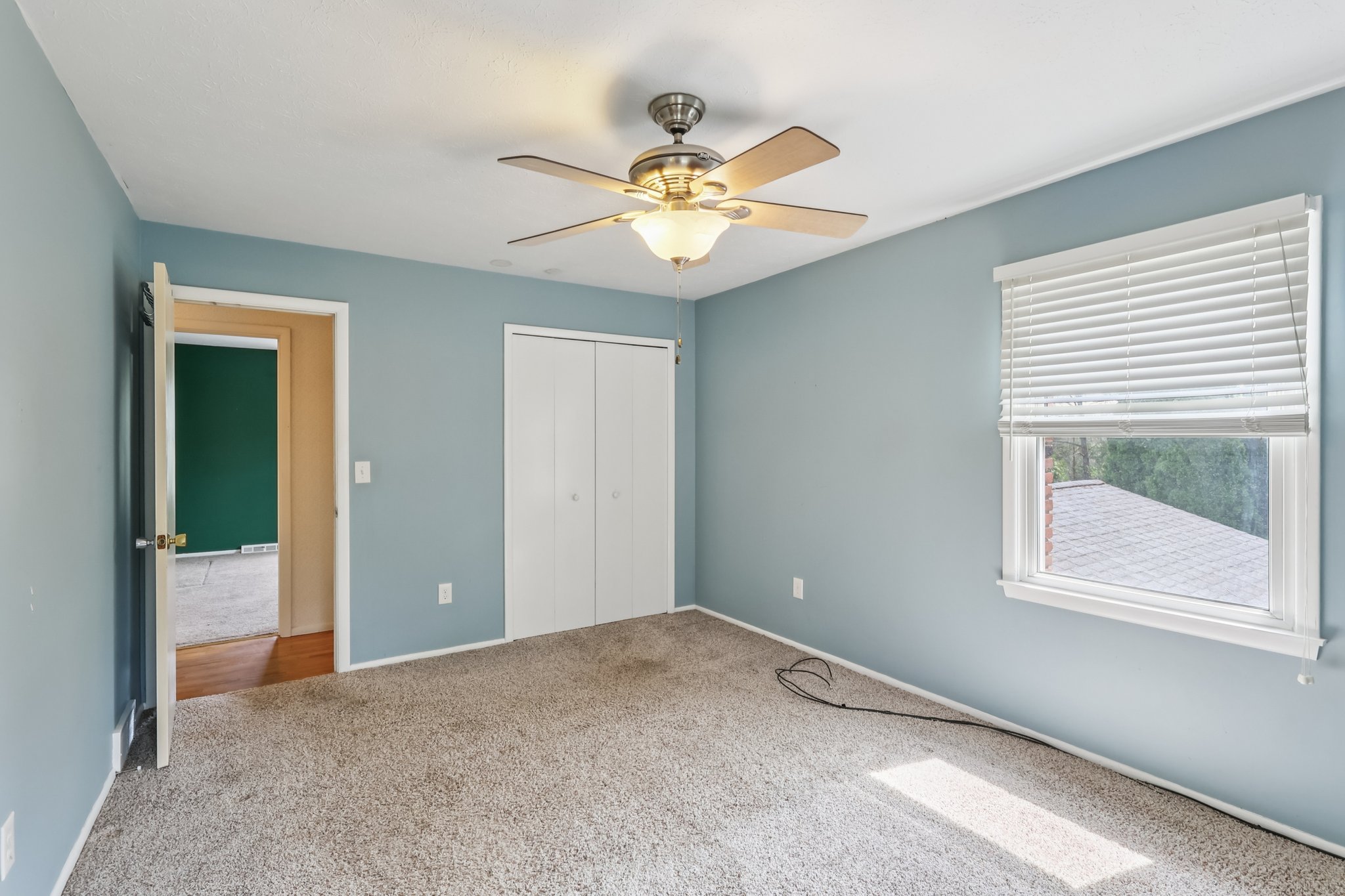 Teal Cove-S1704-043.jpg