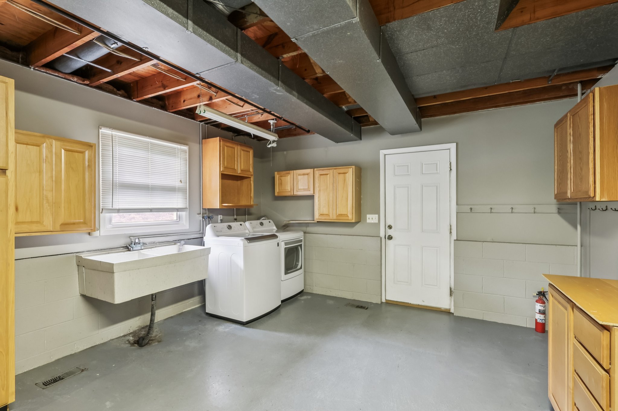 Teal Cove-S1704-046.jpg