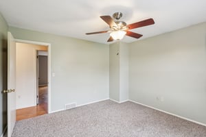 Teal Cove-S1704-026.jpg