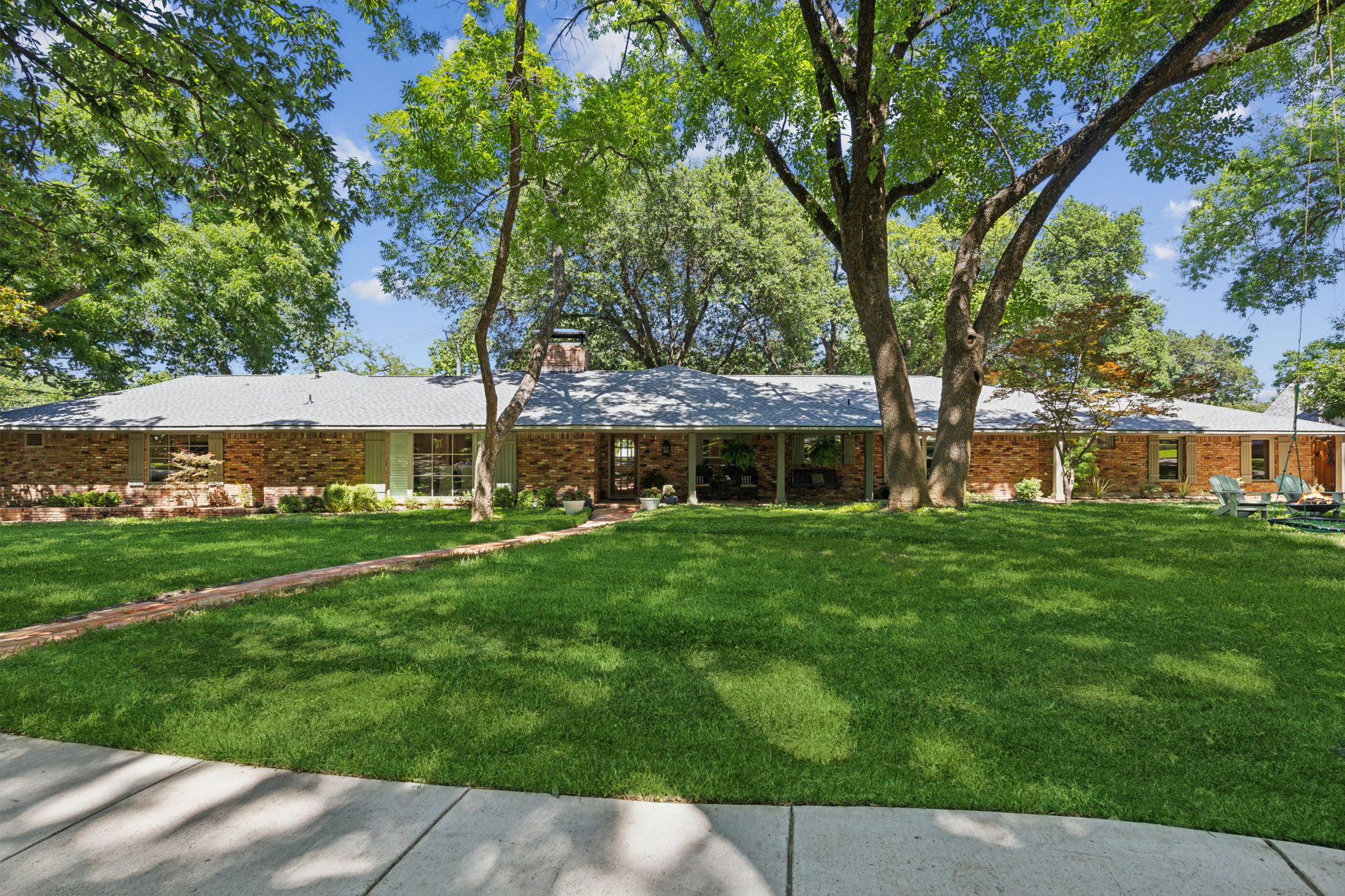 7045Hillgreen_001