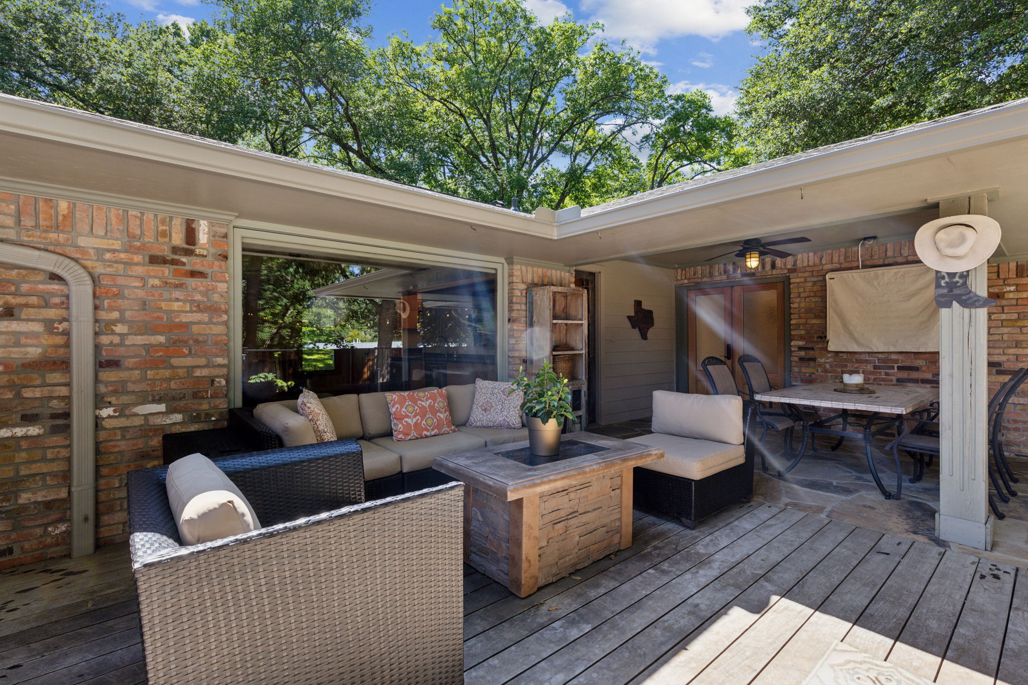 7045Hillgreen_050