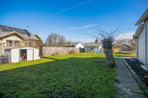 Extra metal shed for storage!