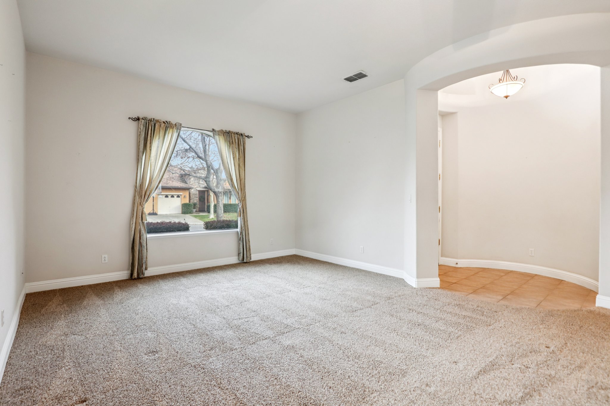 Barranca Dr-S3112-007.jpg