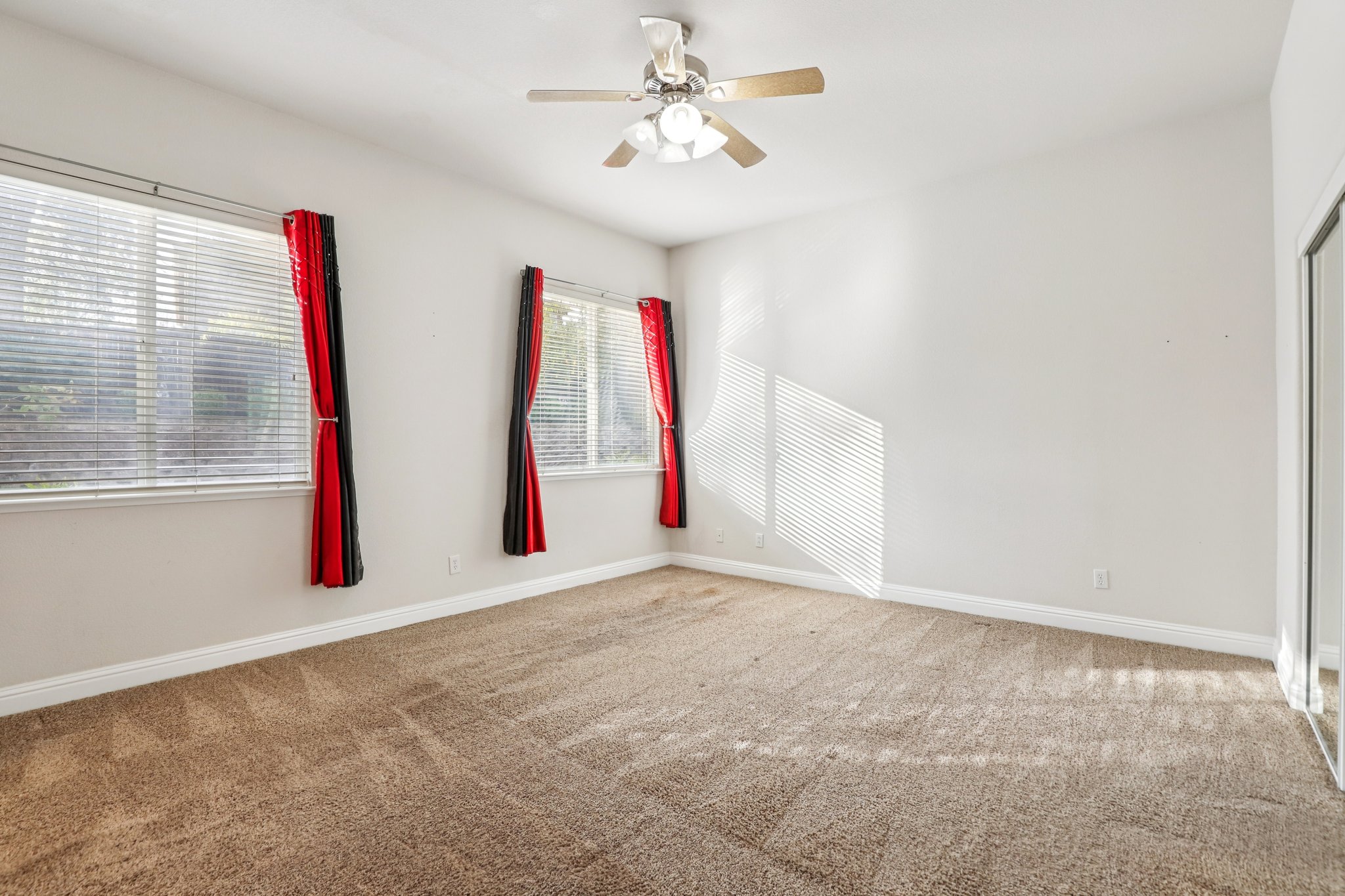 Barranca Dr-S3112-027.jpg