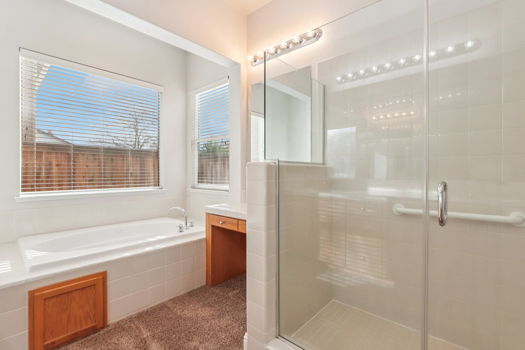 Barranca Dr-S3112-047.jpg