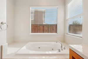 Barranca Dr-S3112-041.jpg