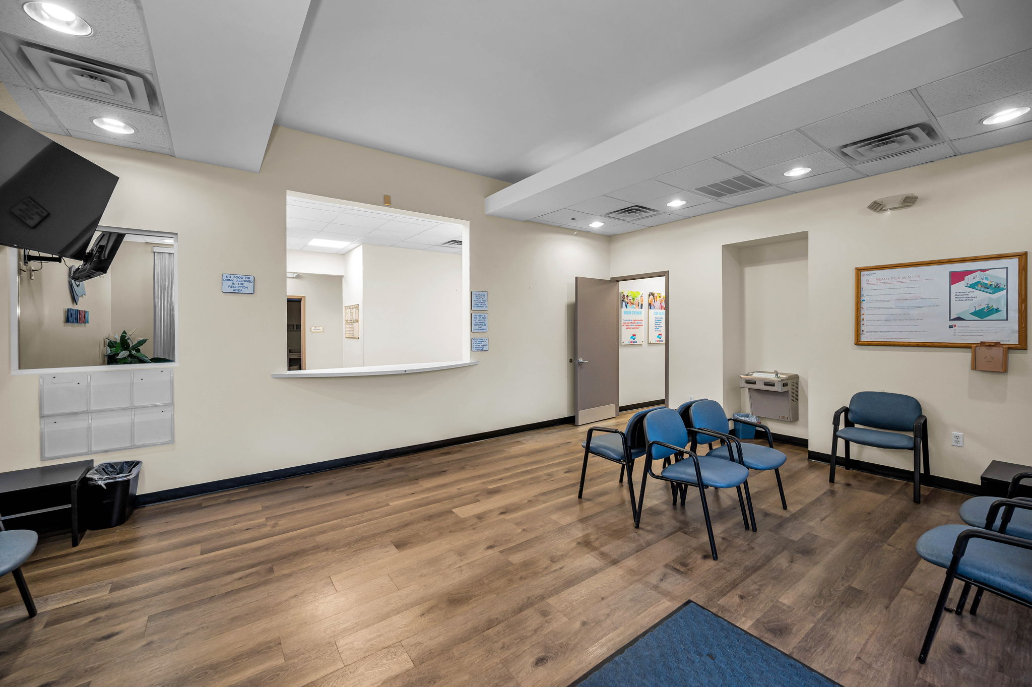 Waiting Area4