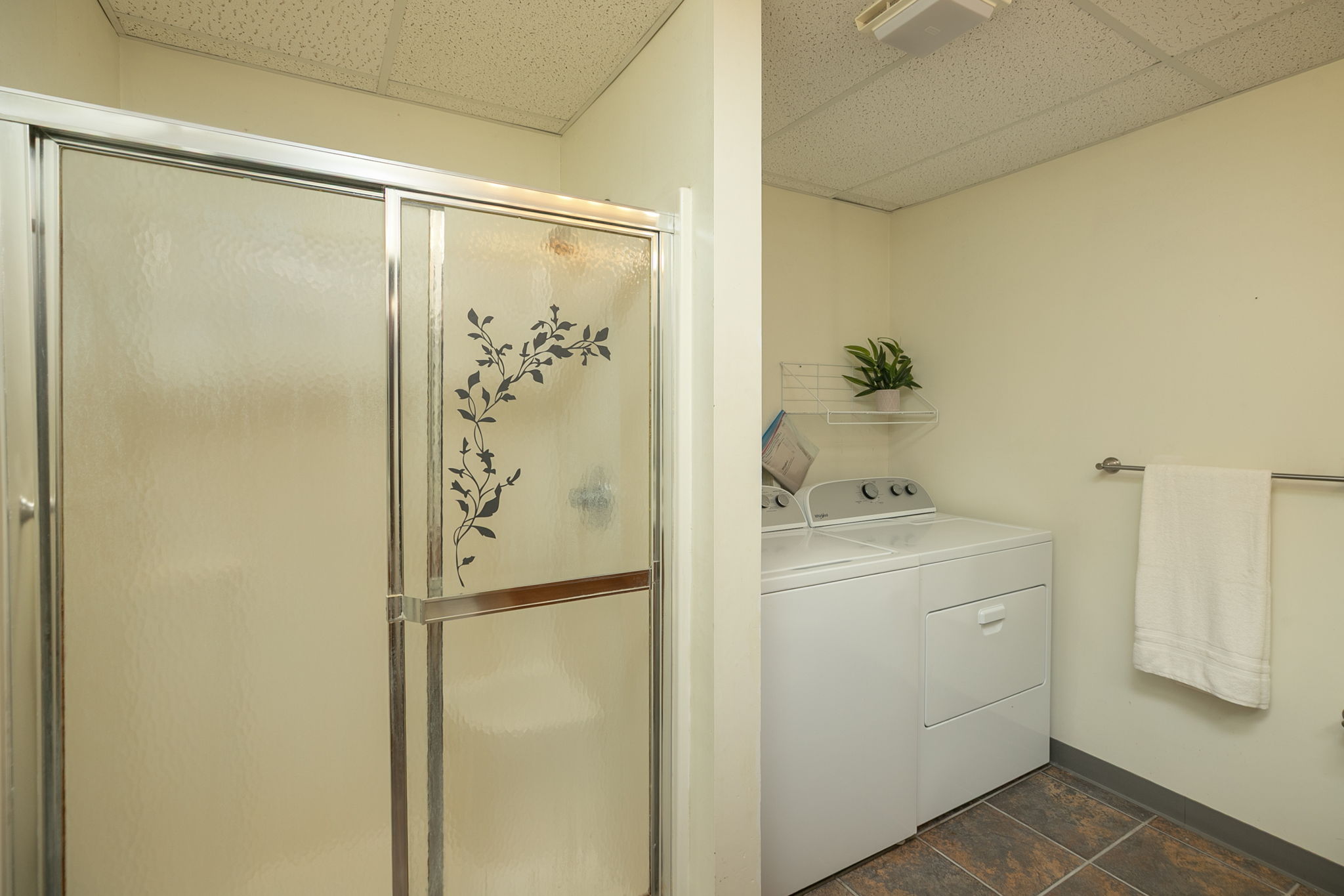 26-Bathroom