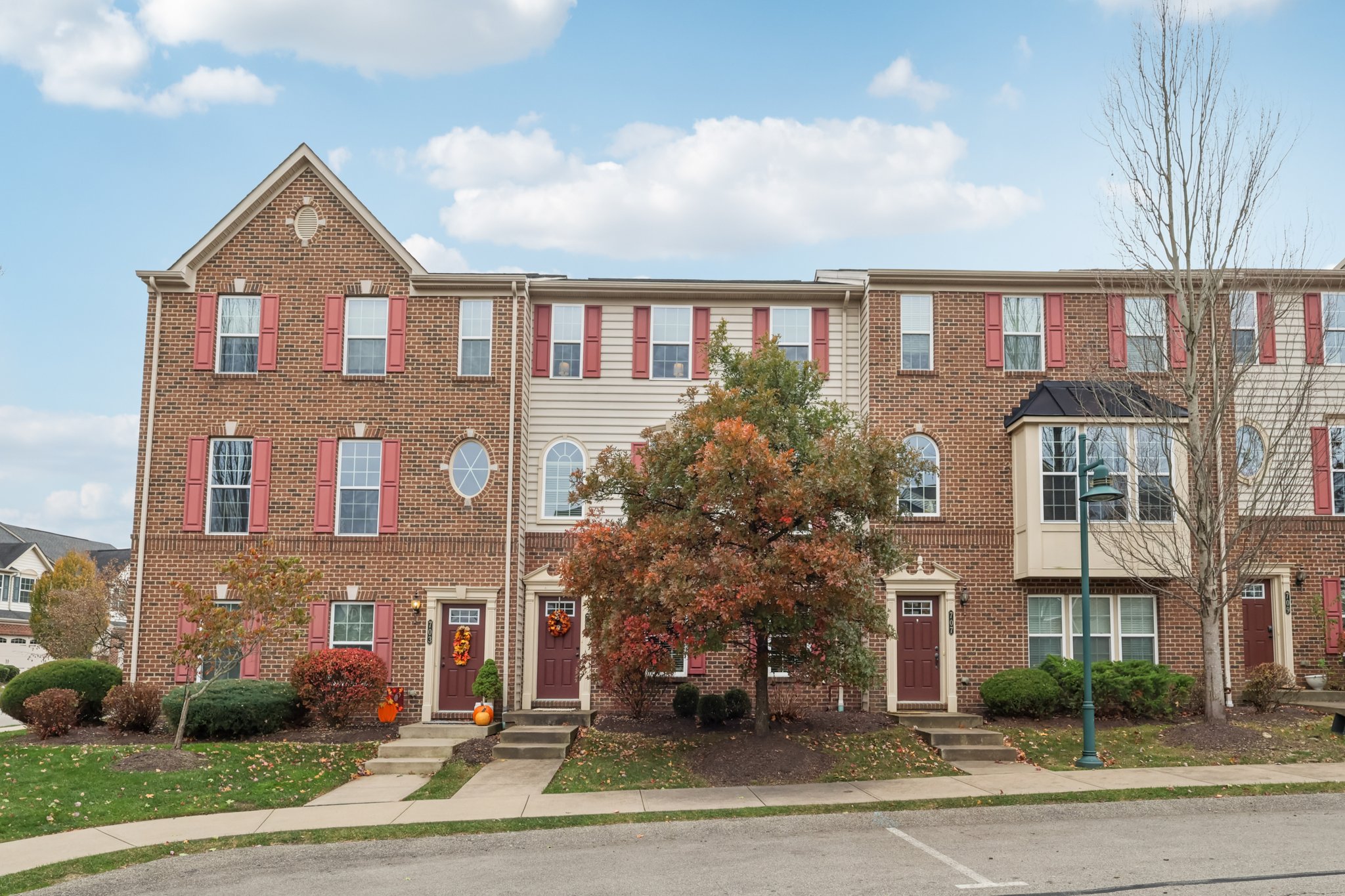 Broadmore Ln-S1311-003.jpg