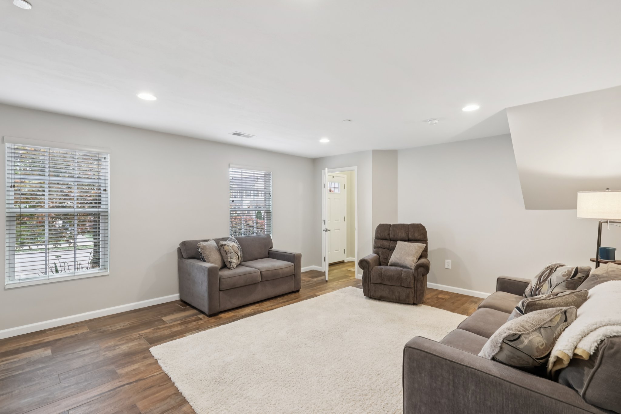 Broadmore Ln-S1311-011.jpg