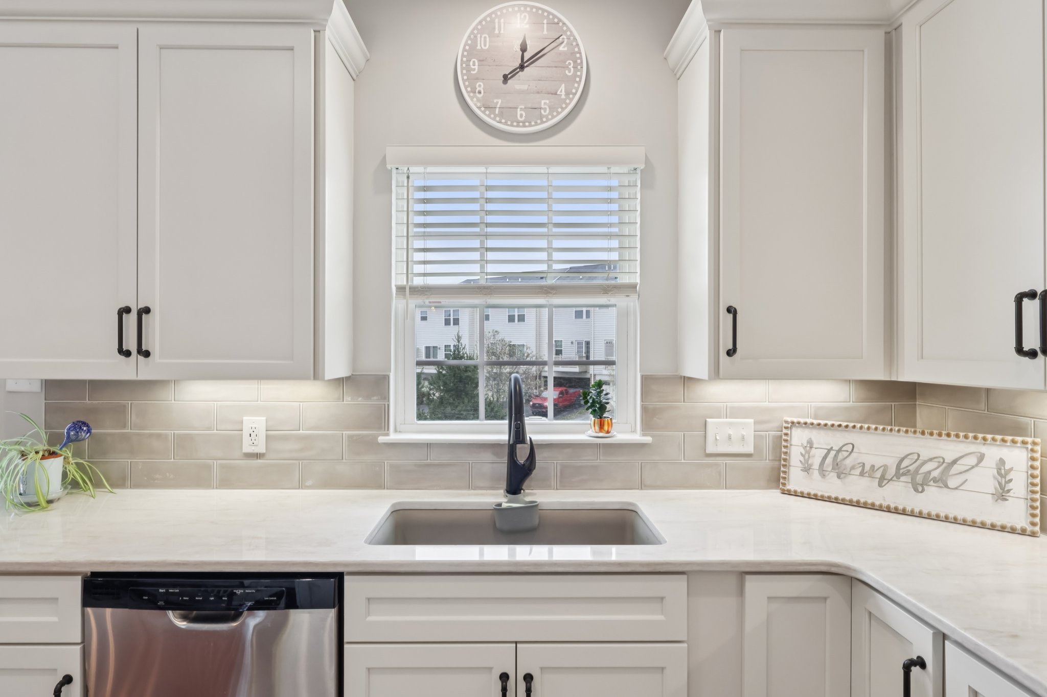 Broadmore Ln-S1311-034.jpg