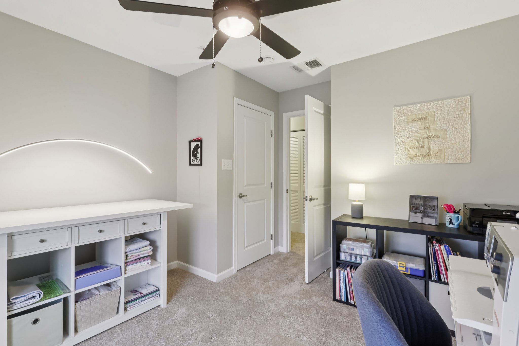 Broadmore Ln-S1311-047.jpg