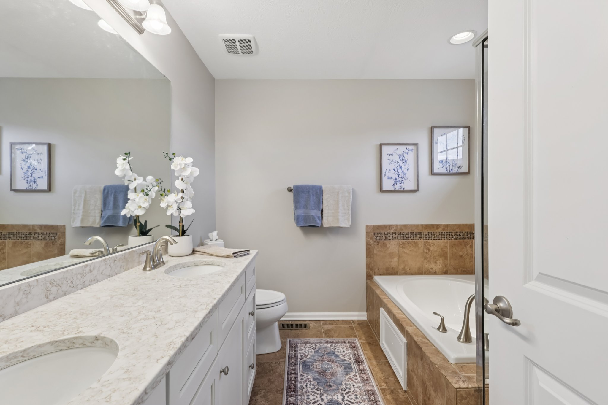 Broadmore Ln-S1311-060.jpg