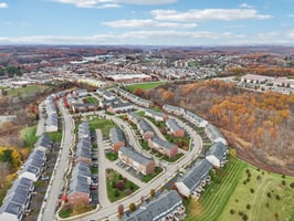 Broadmore Ln-S1311-082.jpg