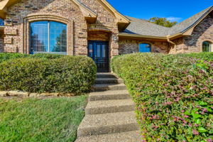 003-Front Exterior-FULL