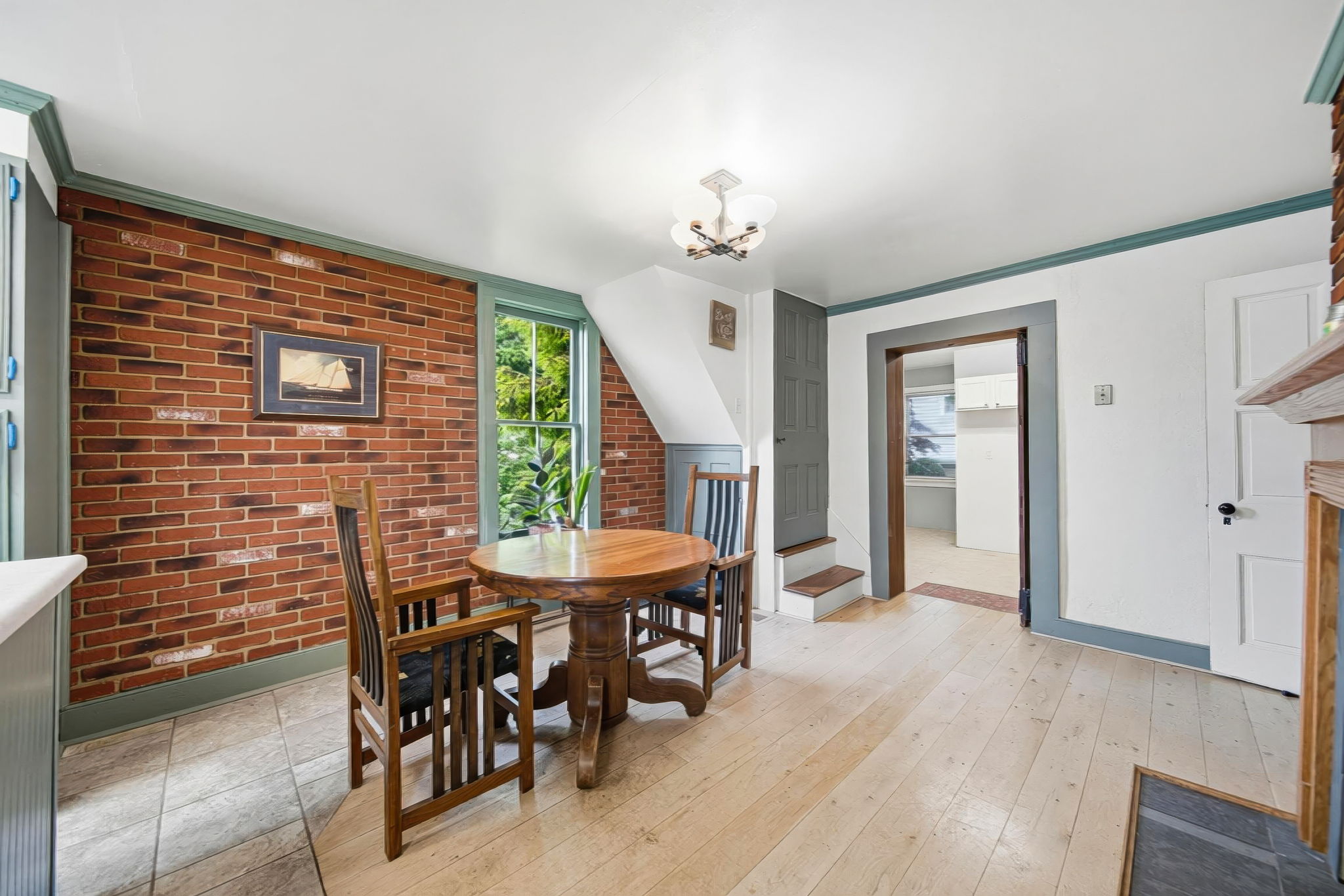 K.K. - 705 Deacon St, Hebron-23
