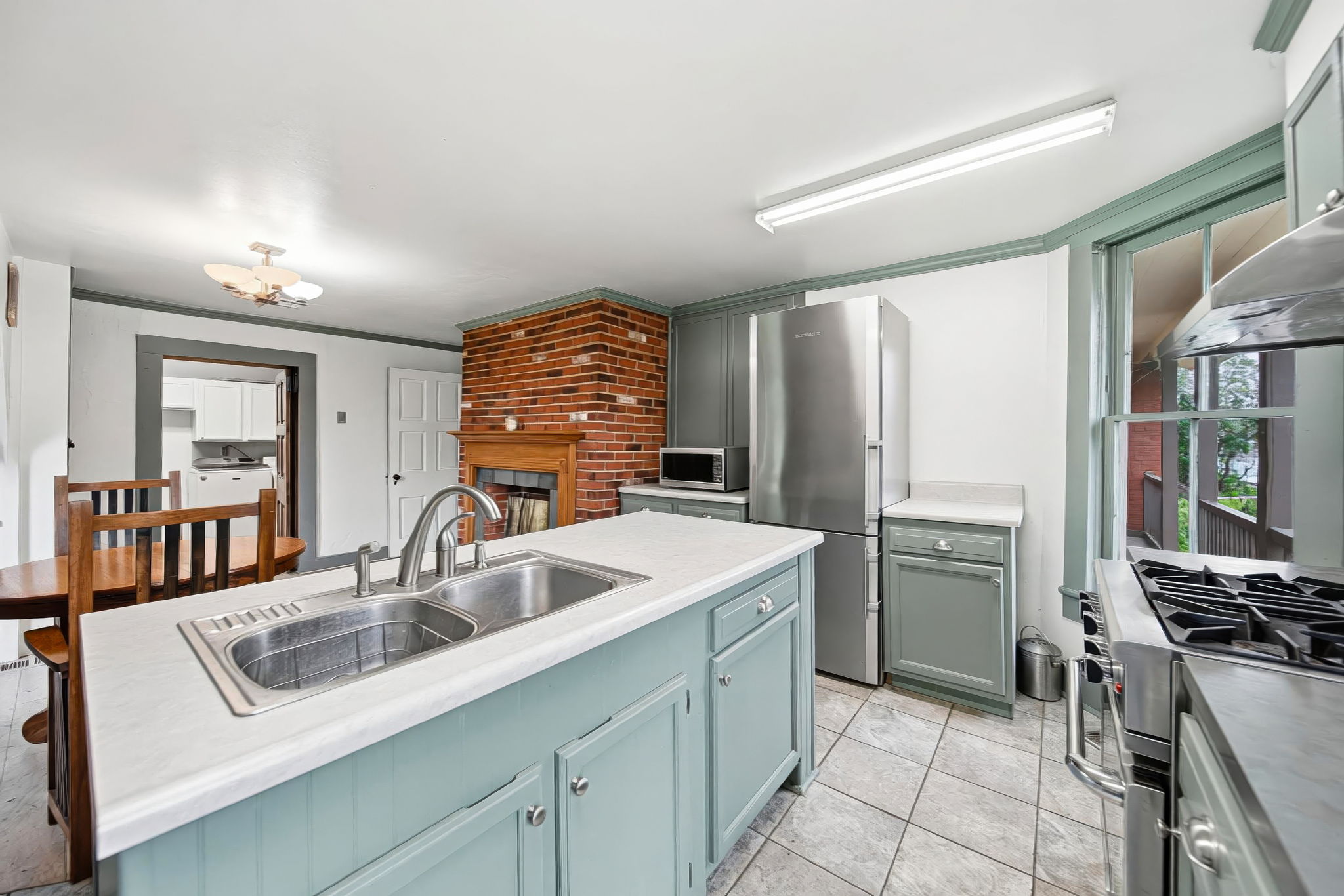 K.K. - 705 Deacon St, Hebron-27