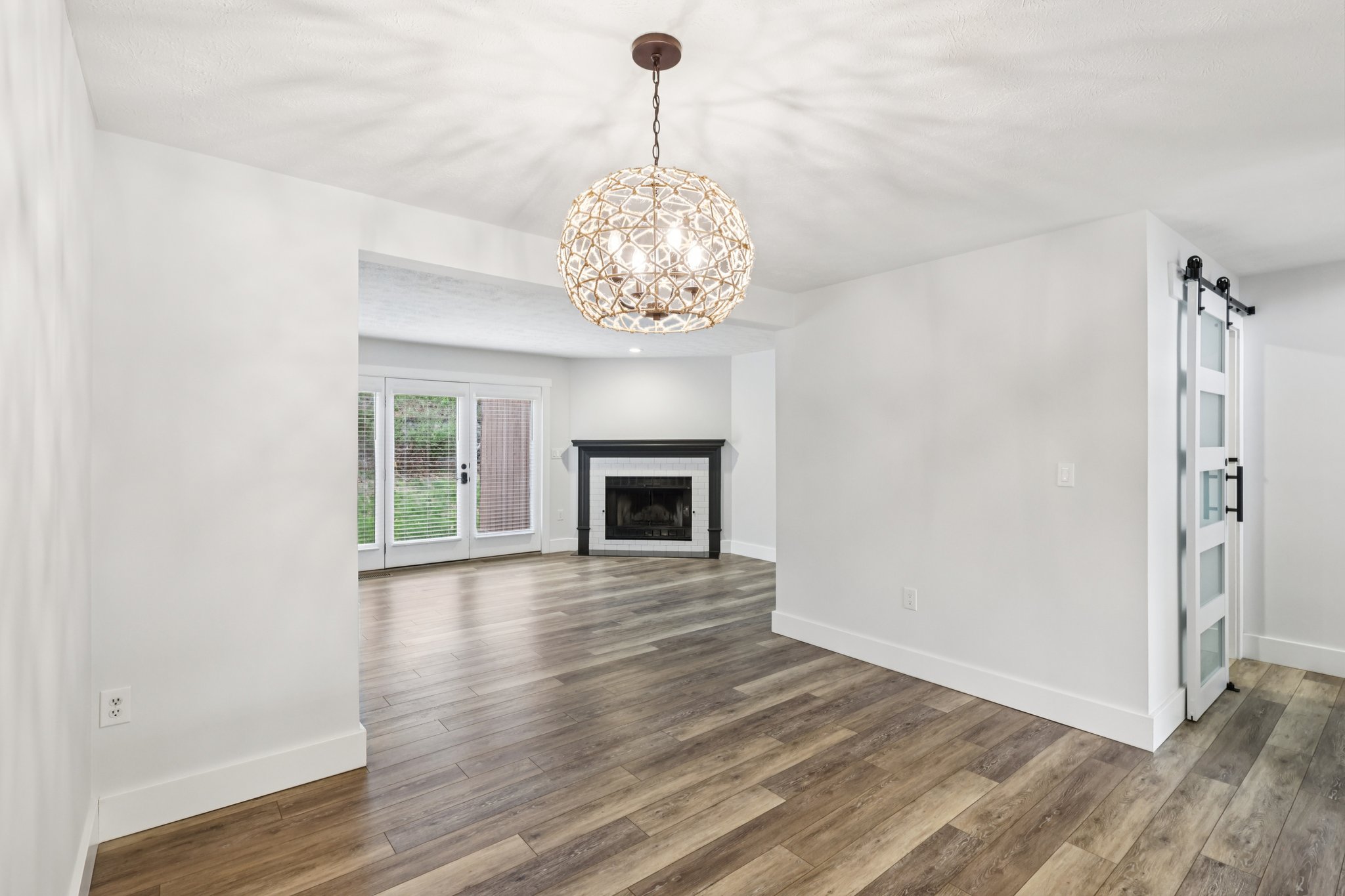 Forest Edge Ct-S0704-010.jpg