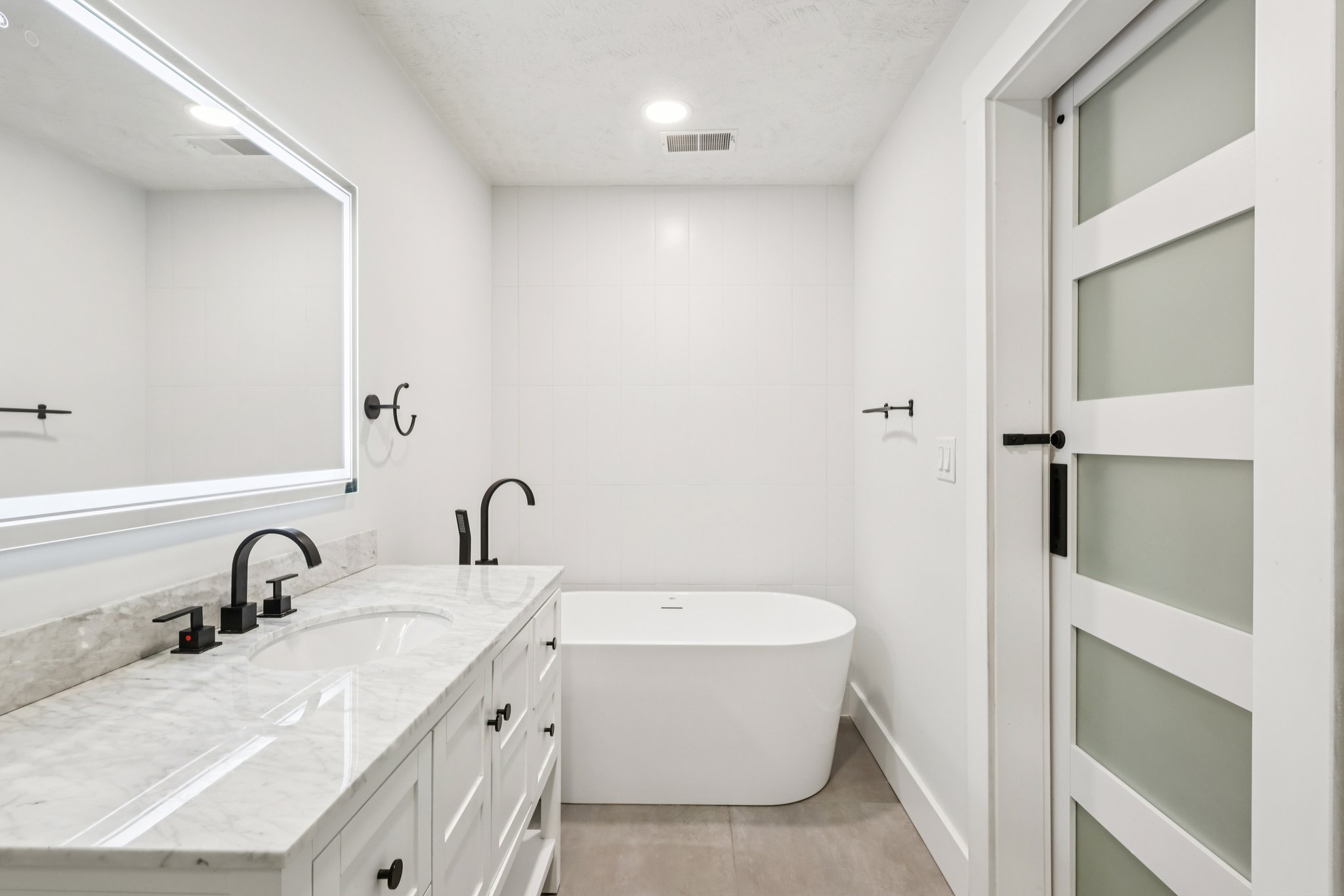 Forest Edge Ct-S0704-044.jpg