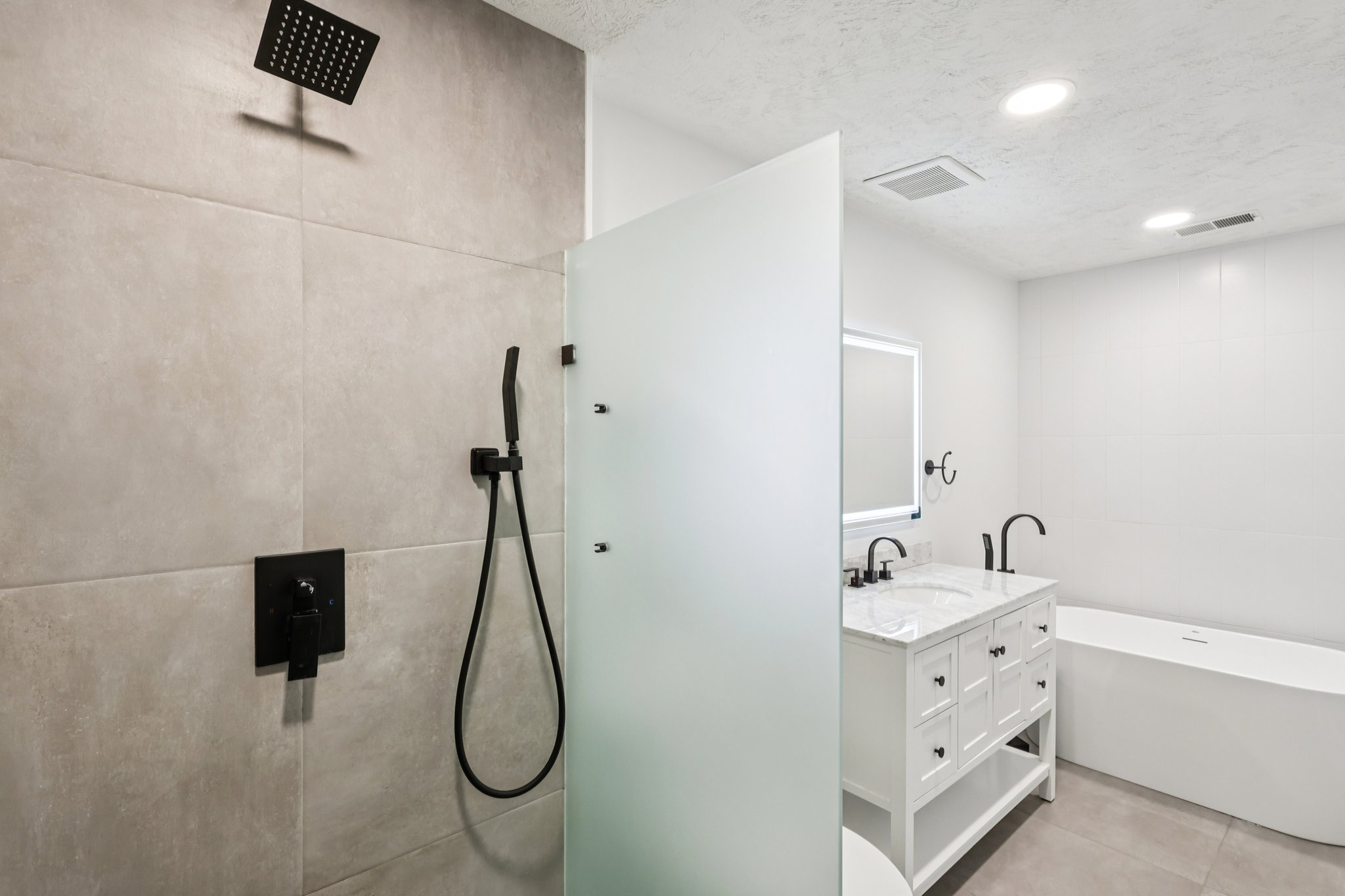 Forest Edge Ct-S0704-045.jpg