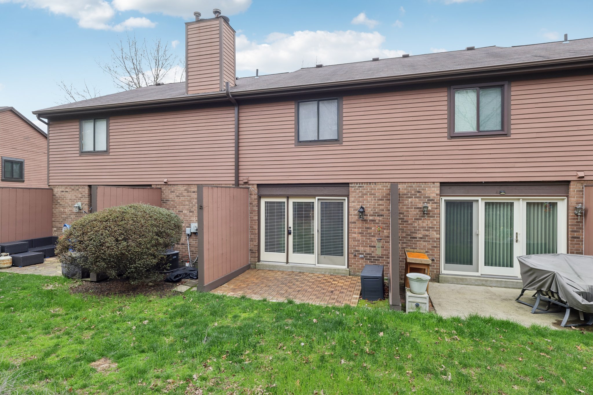 Forest Edge Ct-S0704-060.jpg