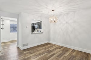 Forest Edge Ct-S0704-012.jpg