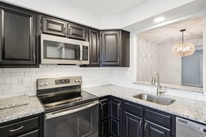 Forest Edge Ct-S0704-019.jpg