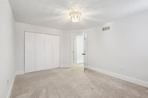 Forest Edge Ct-S0704-040.jpg