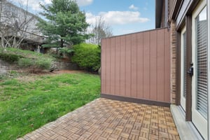 Forest Edge Ct-S0704-055.jpg