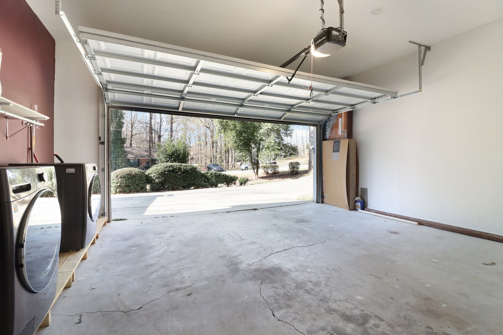 Garden Grove Dr-S2402-034.jpg