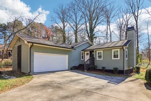 Garden Grove Dr-S2402-002.jpg