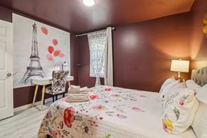 Garden Grove Dr-S2402-024.jpg