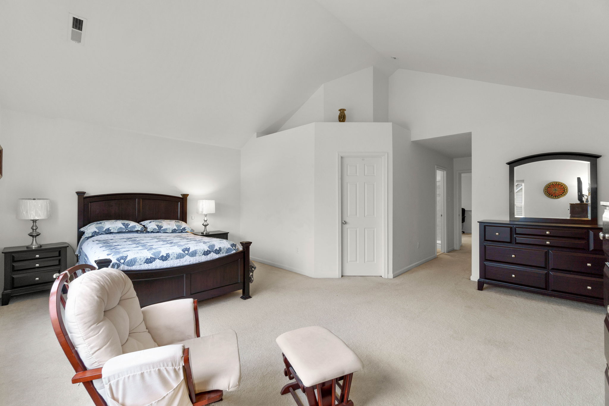 upper bedroom-7