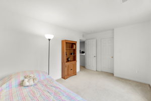 upper bedroom-2