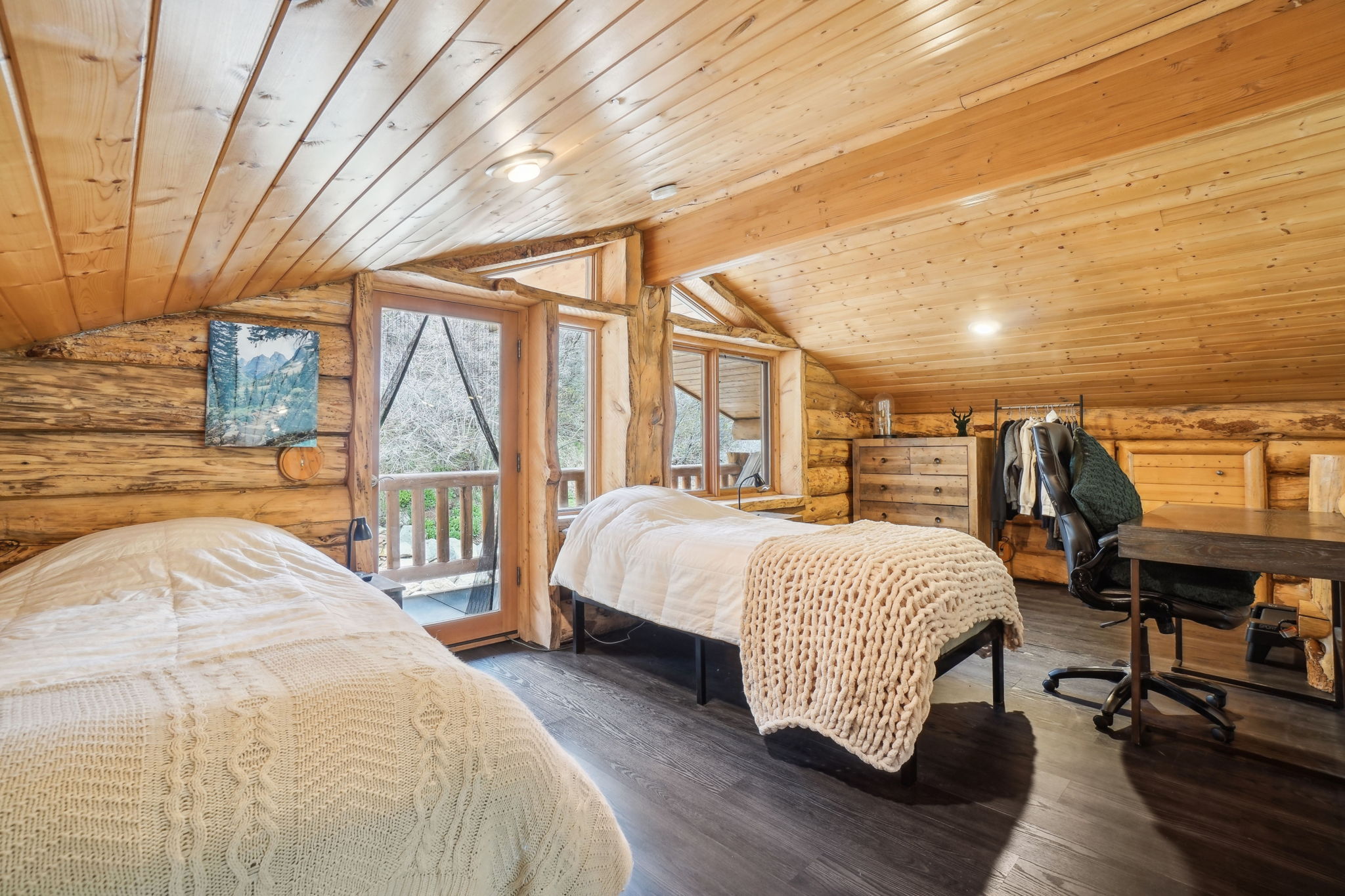 Matterhorn Dr-0205-029