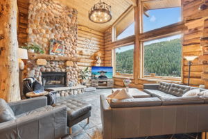 Matterhorn Dr-0205-005