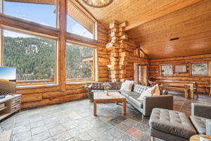 Matterhorn Dr-0205-008