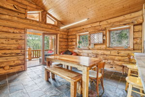 Matterhorn Dr-0205-009
