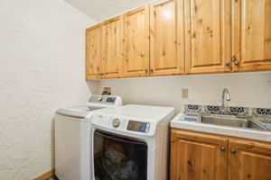 Matterhorn Dr-0205-015