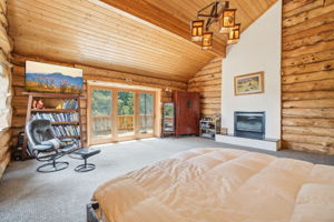 Matterhorn Dr-0205-024