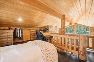 Matterhorn Dr-0205-028