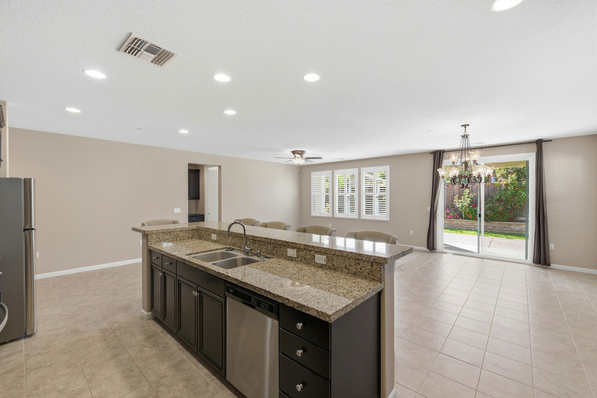 008_F8_705 Pardee Ct